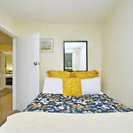 Charlesworth Villa - Christchurch Holiday Homes